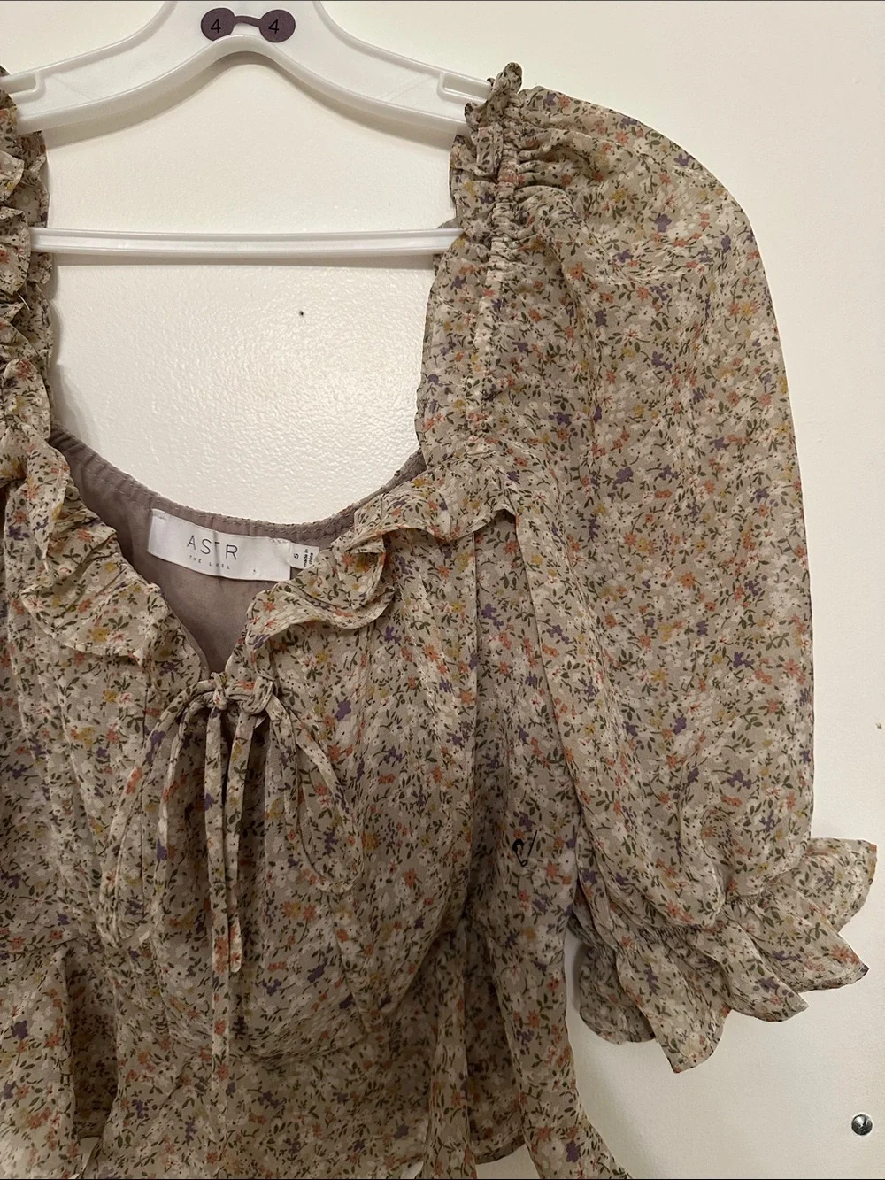 Astr lightweight floral